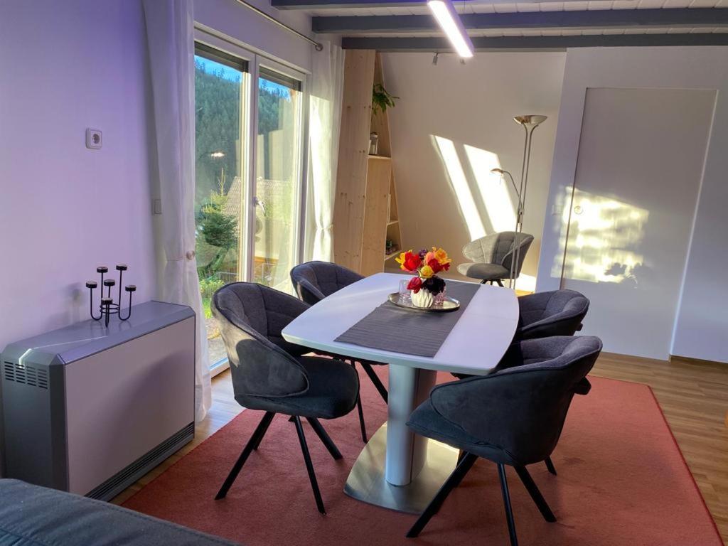 Haus Adler - Komplettes Ferienhaus Am Badesee Erzgrube Екстер'єр фото